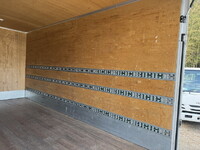 三菱ふそうキャンターアルミバン小型（2t・3t）[写真21]