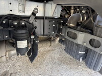 三菱ふそうキャンターアルミバン小型（2t・3t）[写真35]