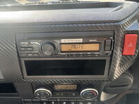 日野レンジャー冷蔵冷凍ウイング中型（4t）[写真25]