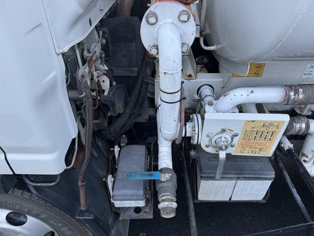 いすゞエルフ散水車小型（2t・3t）[写真18]