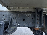 いすゞエルフ散水車小型（2t・3t）[写真22]