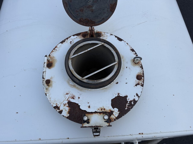 いすゞエルフ散水車小型（2t・3t）[写真24]