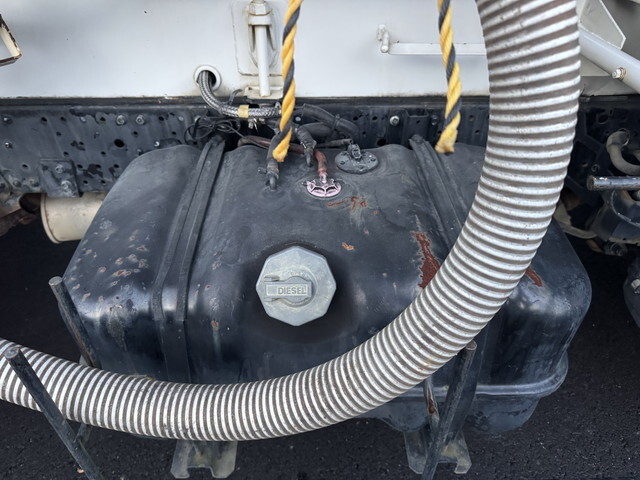 いすゞエルフ散水車小型（2t・3t）[写真27]