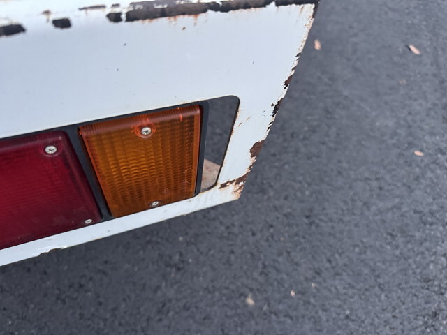 いすゞエルフ散水車小型（2t・3t）[写真36]