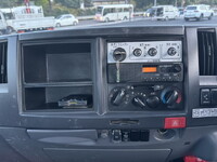 いすゞエルフ散水車小型（2t・3t）[写真10]