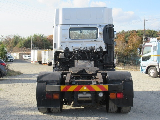 日野プロフィアトレーラーヘッド（トラクターヘッド）大型（10t）[写真05]