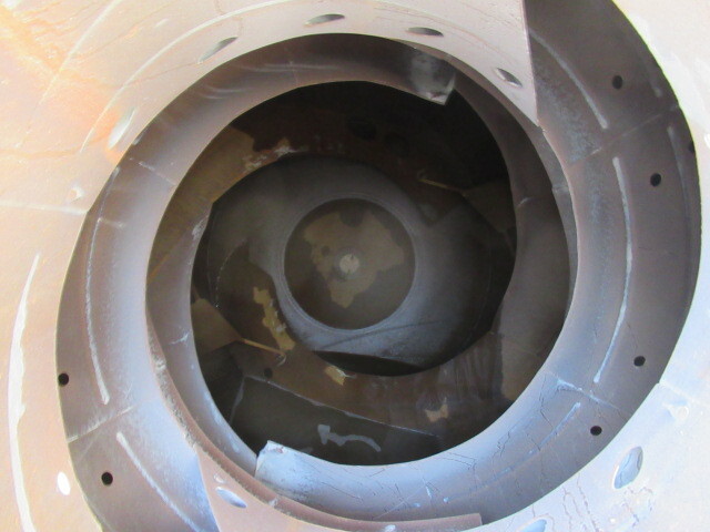 いすゞギガミキサー車（コンクリートミキサー）大型（10t）[写真11]