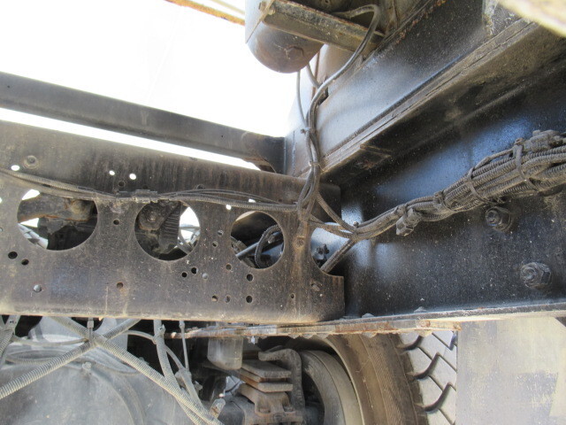 いすゞギガミキサー車（コンクリートミキサー）大型（10t）[写真20]