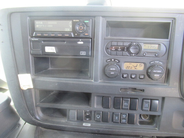 いすゞギガミキサー車（コンクリートミキサー）大型（10t）[写真31]