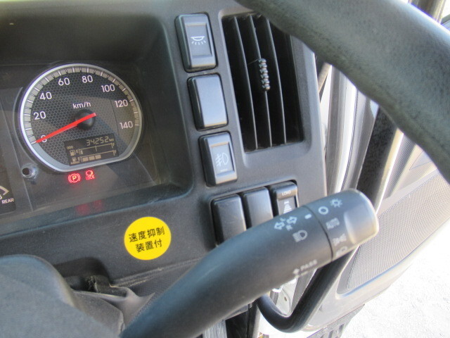 いすゞギガミキサー車（コンクリートミキサー）大型（10t）[写真34]