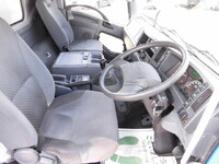 いすゞフォワードアルミバン中型（4t）[写真18]