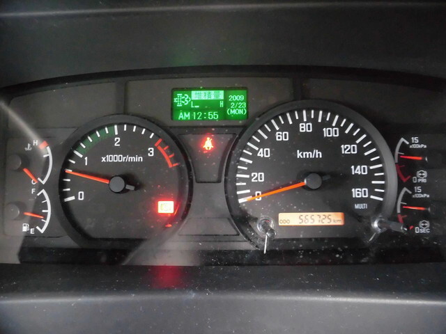 いすゞフォワードアルミバン中型（4t）[写真20]