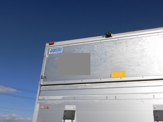 いすゞフォワードアルミバン中型（4t）[写真26]