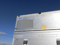 いすゞフォワードアルミバン中型（4t）[写真27]