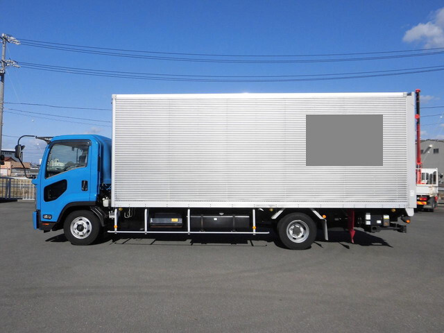 いすゞフォワードアルミバン中型（4t）[写真05]