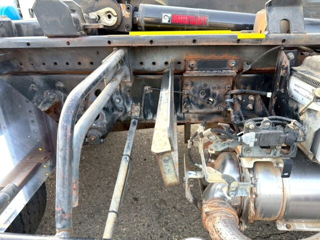 日野レンジャーコンテナ専用車増トン（6t・8t）[写真10]