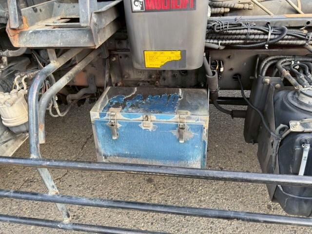 日野レンジャーコンテナ専用車増トン（6t・8t）[写真12]