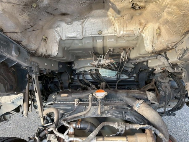 日野レンジャーコンテナ専用車増トン（6t・8t）[写真17]