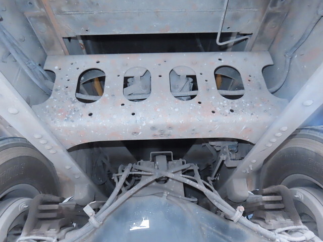 いすゞギガダンプ大型（10t）[写真11]