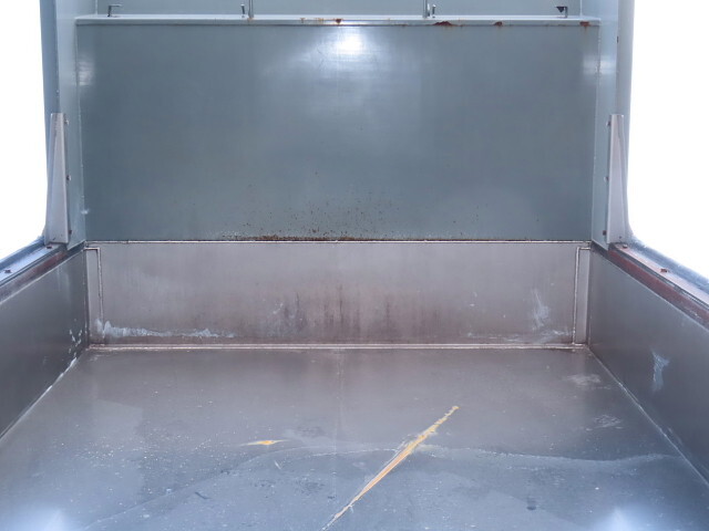 いすゞギガダンプ大型（10t）[写真34]