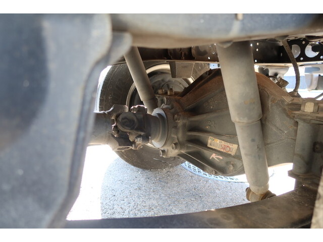 いすゞエルフ平ボディ小型（2t・3t）[写真19]