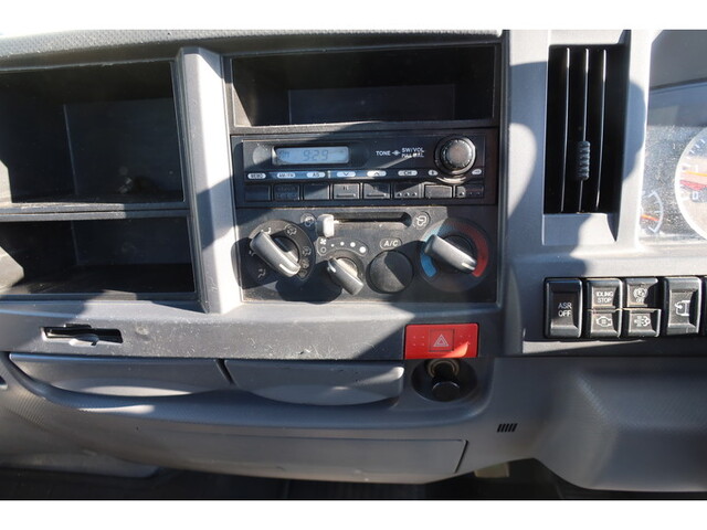 いすゞエルフ平ボディ小型（2t・3t）[写真34]