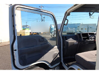 いすゞエルフ平ボディ小型（2t・3t）[写真38]