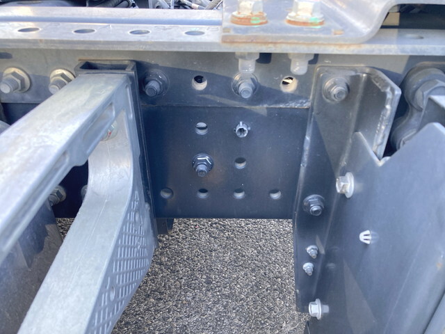 日野プロフィアトレーラーヘッド（トラクターヘッド）大型（10t）[写真20]