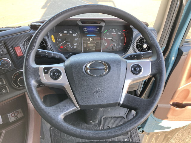 日野プロフィアトレーラーヘッド（トラクターヘッド）大型（10t）[写真36]