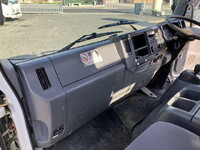 いすゞフォワードセルフクレーン5段中型（4t）[写真33]