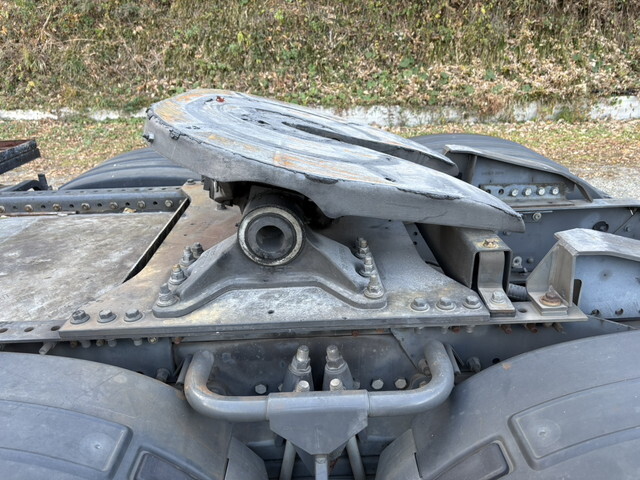 ボルボボルボFHトレーラーヘッド（トラクターヘッド）大型（10t）[写真12]