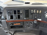 ボルボボルボFHトレーラーヘッド（トラクターヘッド）大型（10t）[写真26]