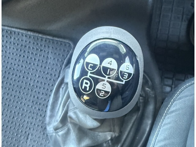 ボルボボルボFHトレーラーヘッド（トラクターヘッド）大型（10t）[写真38]