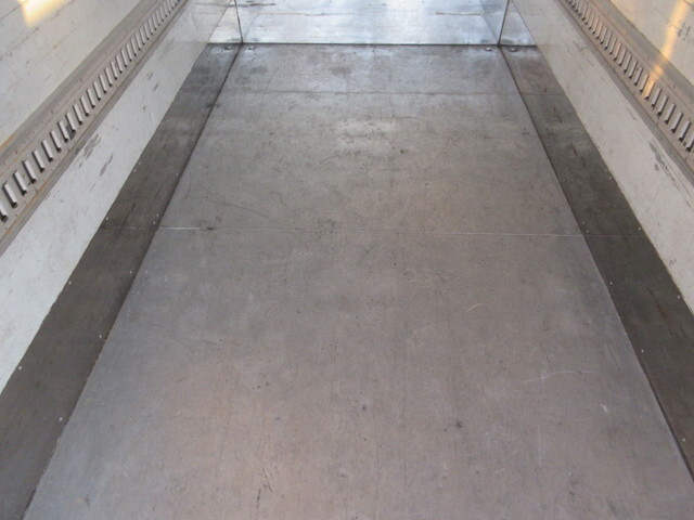 いすゞエルフアルミバン小型（2t・3t）[写真15]