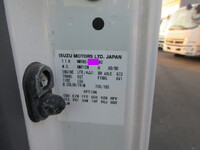 いすゞエルフアルミバン小型（2t・3t）[写真29]