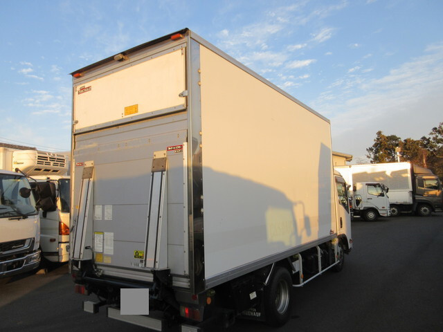 いすゞエルフアルミバン小型（2t・3t）[写真04]