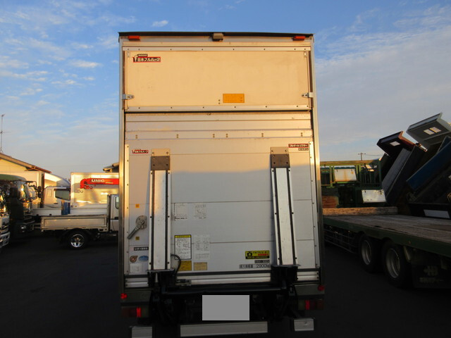 いすゞエルフアルミバン小型（2t・3t）[写真06]