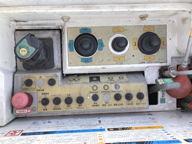 日野デュトロ高所作業車小型（2t・3t）[写真12]