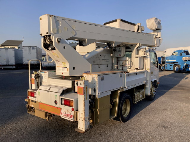 日野デュトロ高所作業車小型（2t・3t）[写真02]