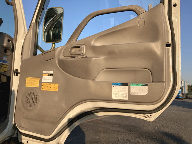 日野デュトロ高所作業車小型（2t・3t）[写真30]