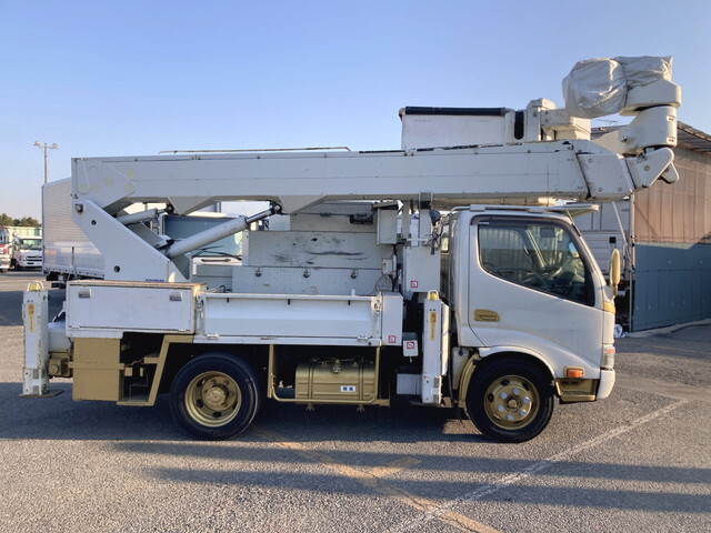 日野デュトロ高所作業車小型（2t・3t）[写真06]