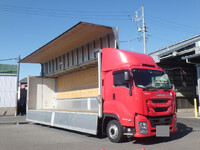 いすゞギガアルミウイング大型（10t）[写真01]