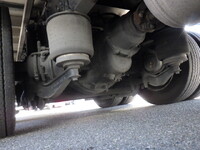 いすゞギガアルミウイング大型（10t）[写真24]