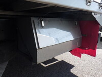 いすゞギガアルミウイング大型（10t）[写真28]