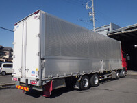 いすゞギガアルミウイング大型（10t）[写真05]