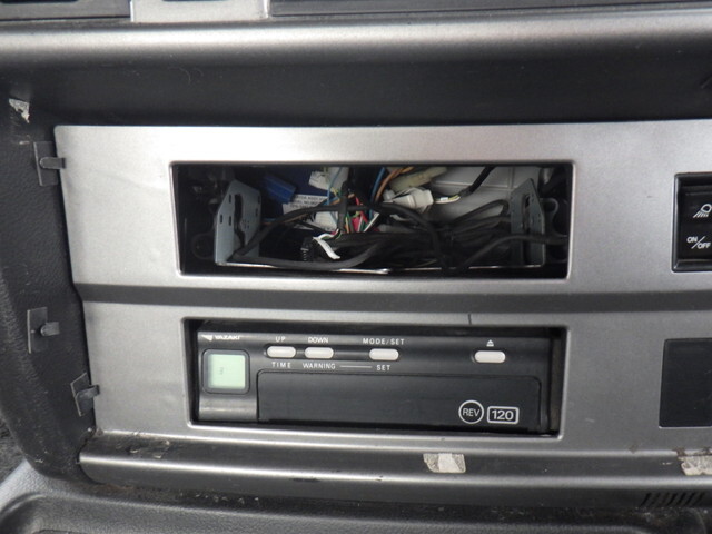 日野プロフィアトレーラーヘッド（トラクターヘッド）大型（10t）[写真15]