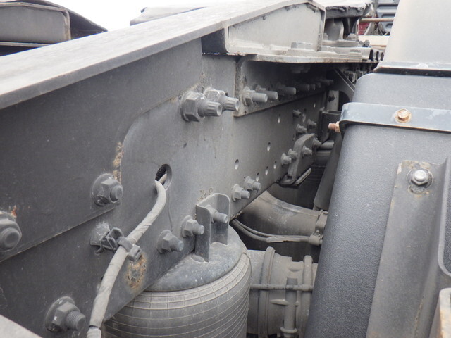 日野プロフィアトレーラーヘッド（トラクターヘッド）大型（10t）[写真23]