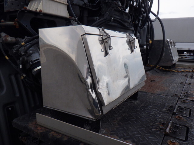 日野プロフィアトレーラーヘッド（トラクターヘッド）大型（10t）[写真34]