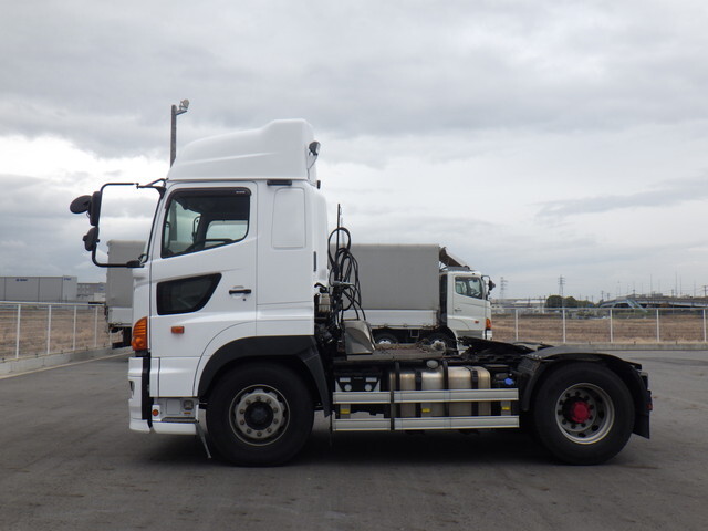 日野プロフィアトレーラーヘッド（トラクターヘッド）大型（10t）[写真07]