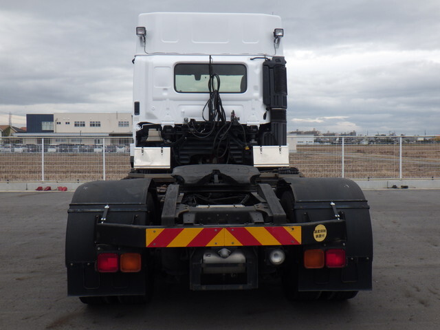 日野プロフィアトレーラーヘッド（トラクターヘッド）大型（10t）[写真08]